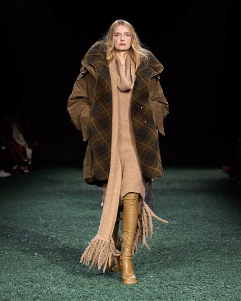 burberry aw24|burberry tent 2024.